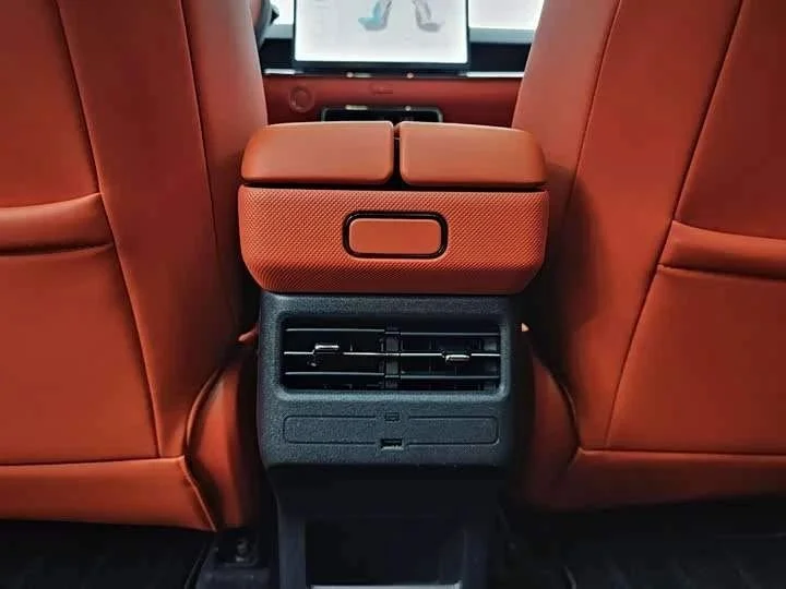 Toyota bZ3x 520 pro + 2026 - миниатюра 12
