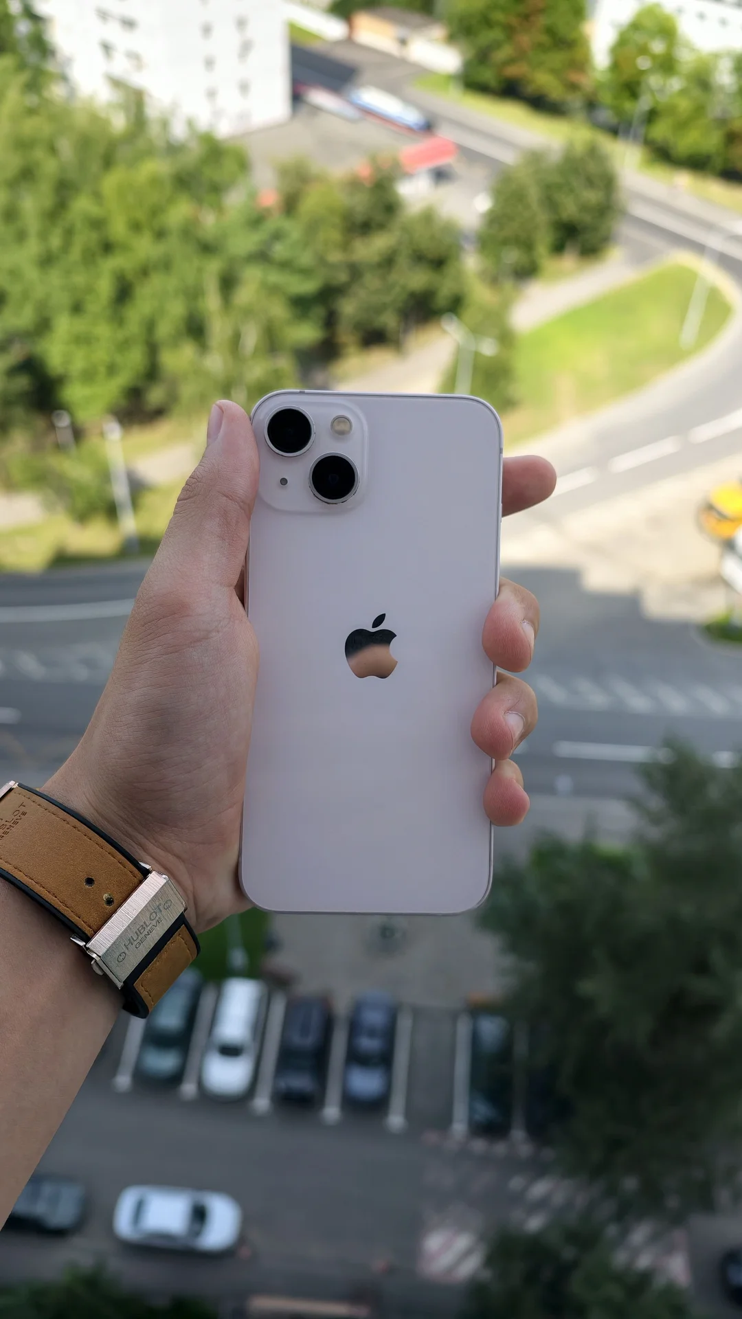 iPhone 13 - миниатюра 3