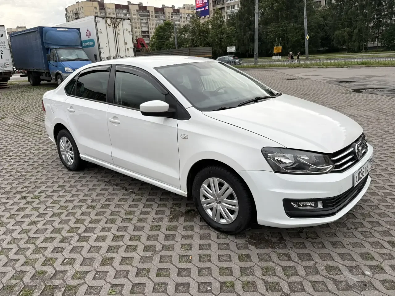 Volkswagen Polo, Седан 2012 - миниатюра 3