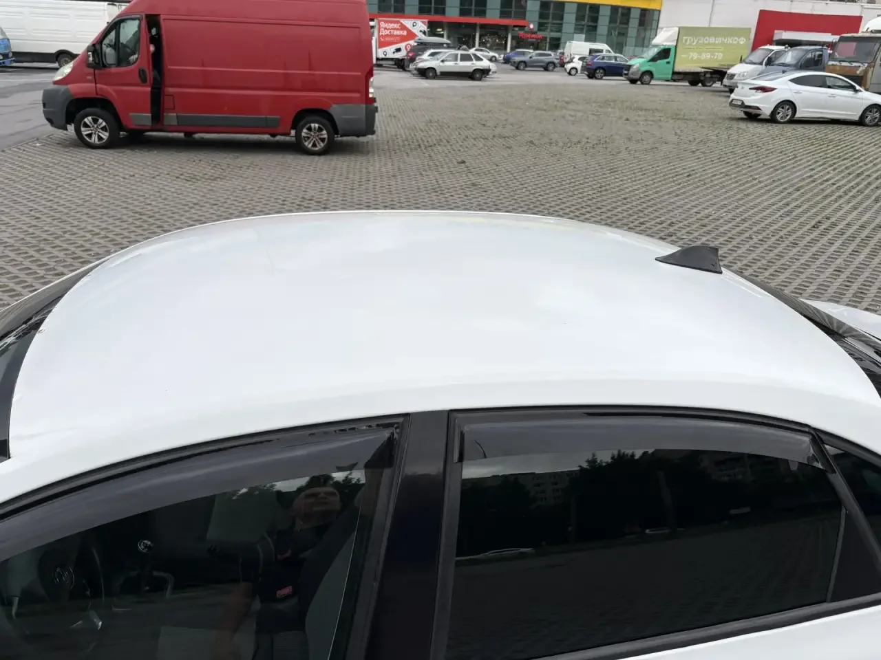 Volkswagen Polo, Седан 2012 - миниатюра 6