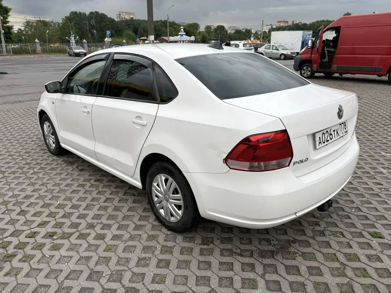 Volkswagen Polo, Седан 2012 - миниатюра 9