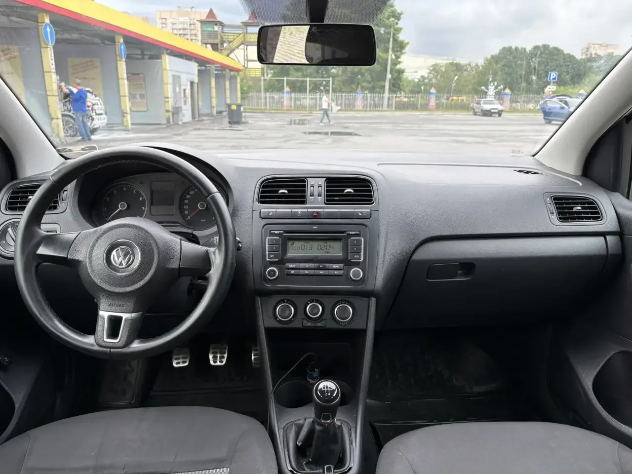 Volkswagen Polo, Седан 2012 - миниатюра 12