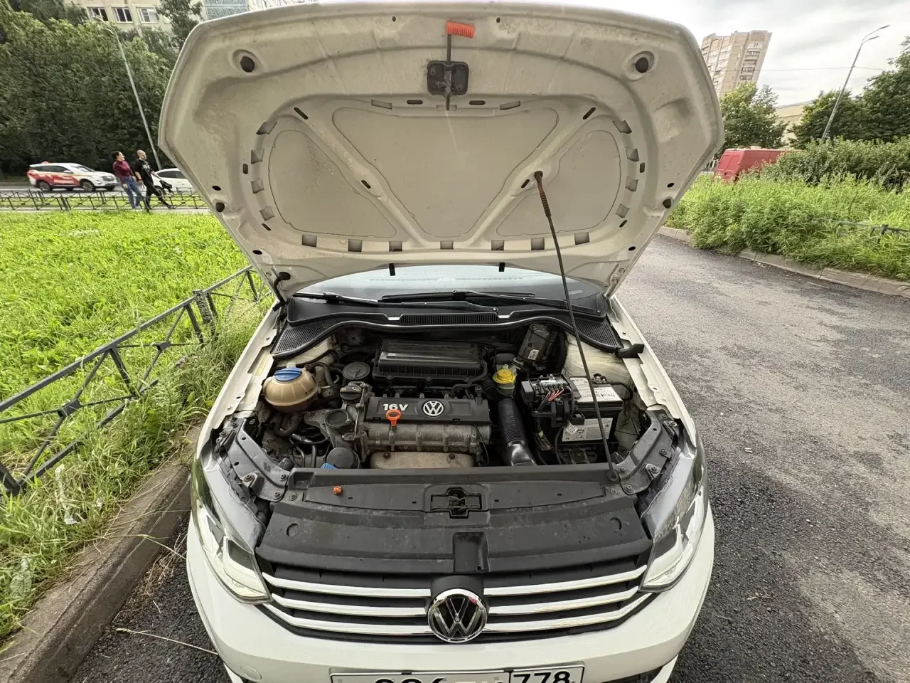 Volkswagen Polo, Седан 2012 - миниатюра 16