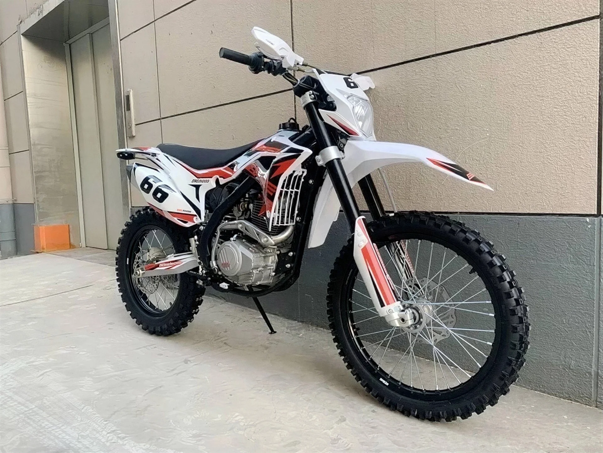 Мотоцикл Эндуро BSE Z4 2.0 Enduro - миниатюра 4