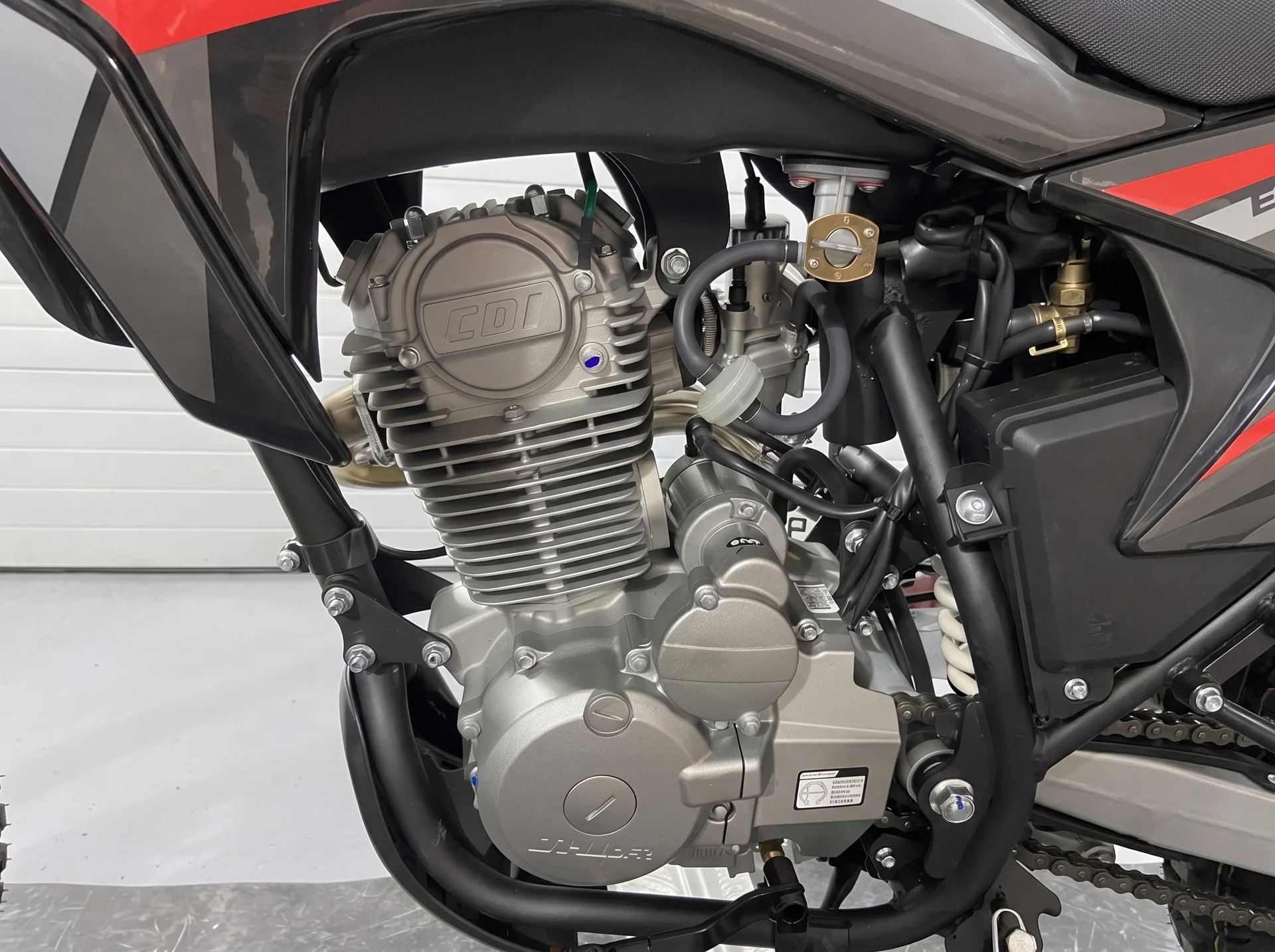 Мотоцикл эндуро JHL EMC MX250 - миниатюра 3