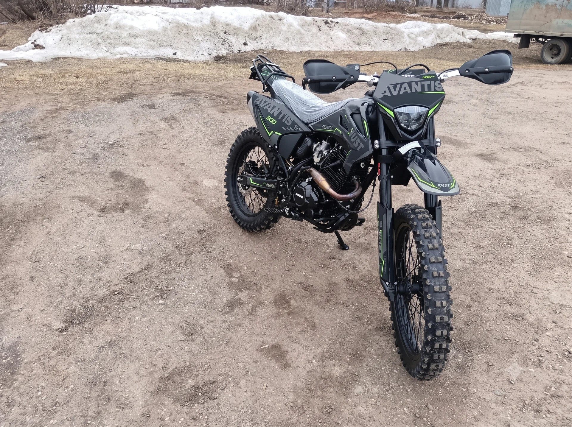 Мотоцикл эндуро Avantis Just CB300F 21/18 - изображение 1