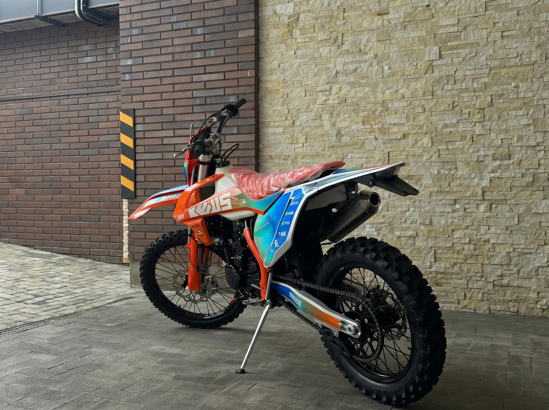 Мотоцикл эндуро Kews K16 NB300 - миниатюра 5