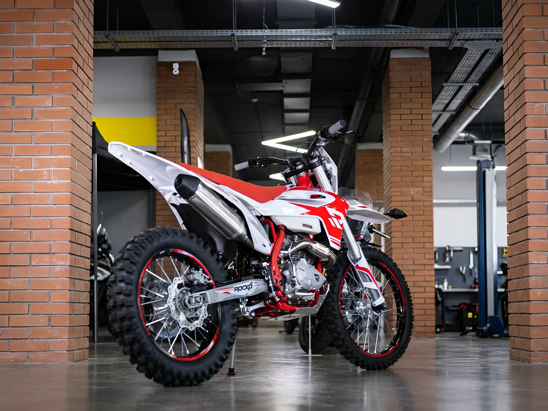 Мотоцикл Rockot GS 2-L Outlander - миниатюра 3