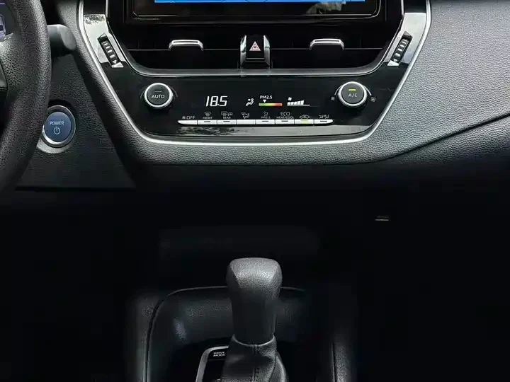 Toyota Corolla - миниатюра 11