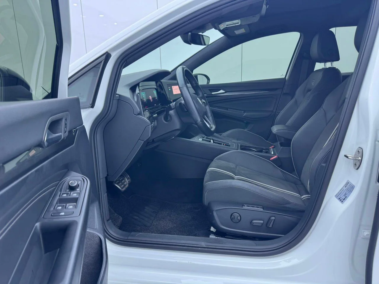 Volkswagen Golf - миниатюра 3