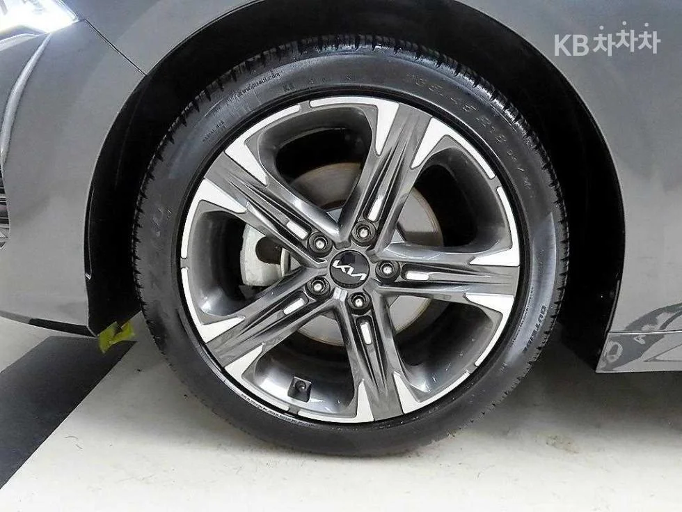 Kia K5 - миниатюра 20