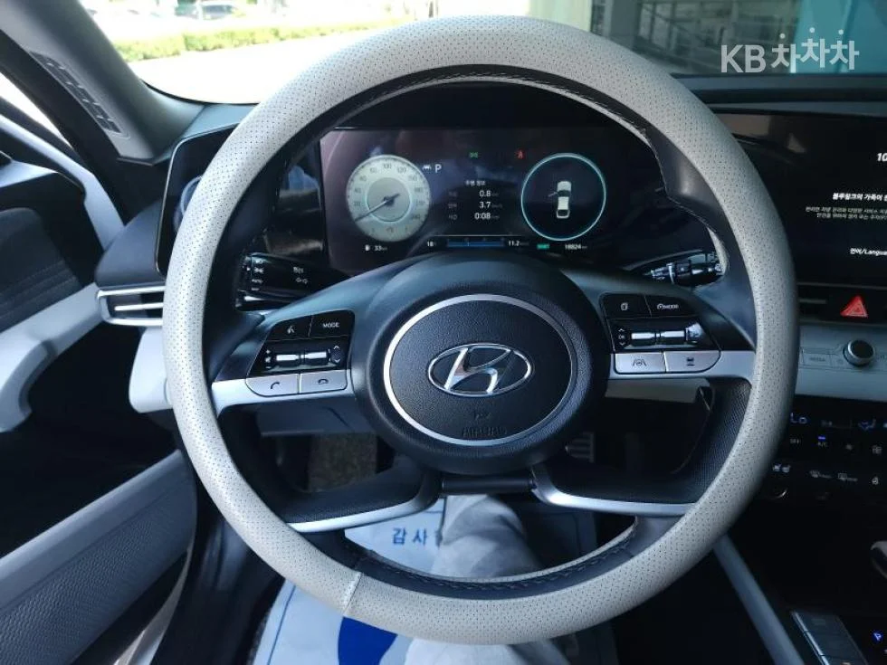 Hyundai Avante - миниатюра 18