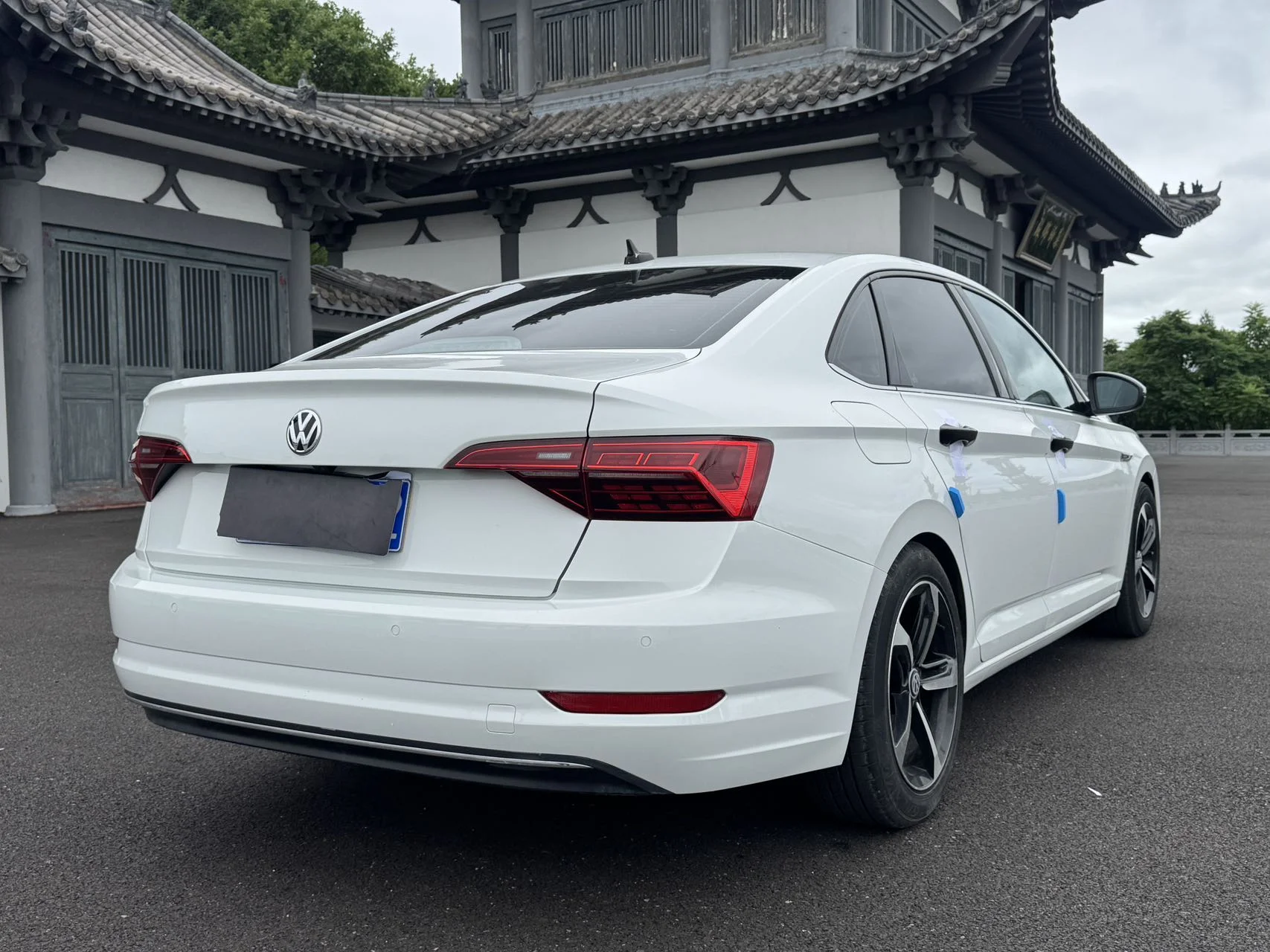 Volkswagen Sagitar - миниатюра 5