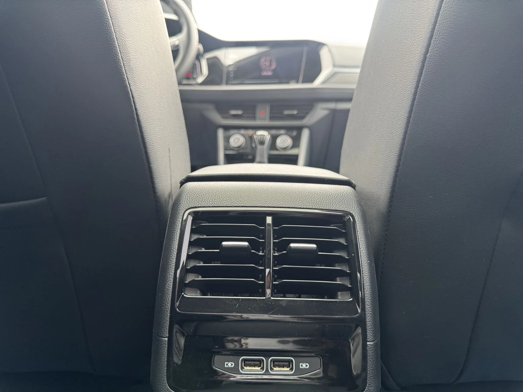 Volkswagen Sagitar - миниатюра 17
