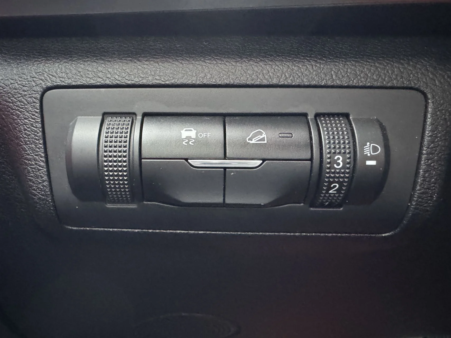 Chery Tiggo 7 - миниатюра 11
