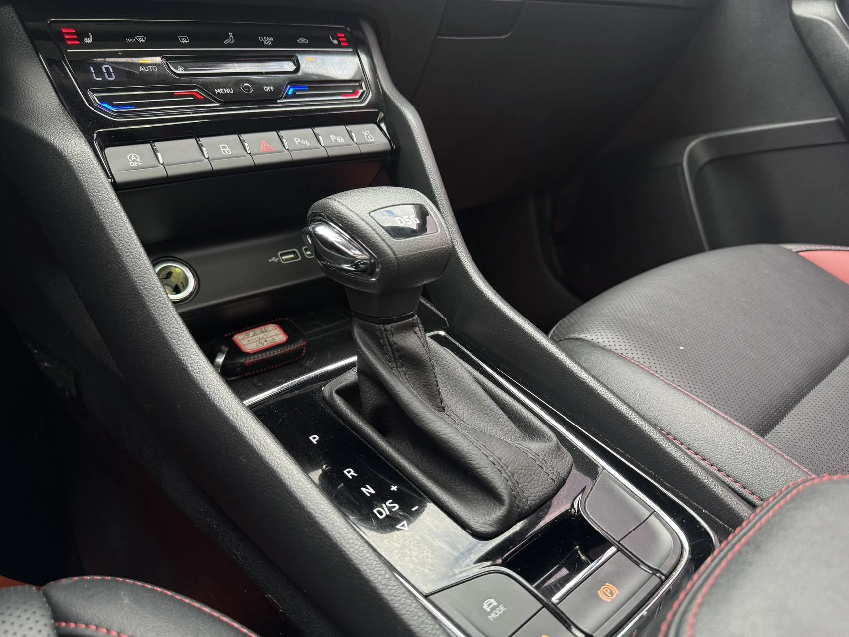 Skoda Karoq - миниатюра 14