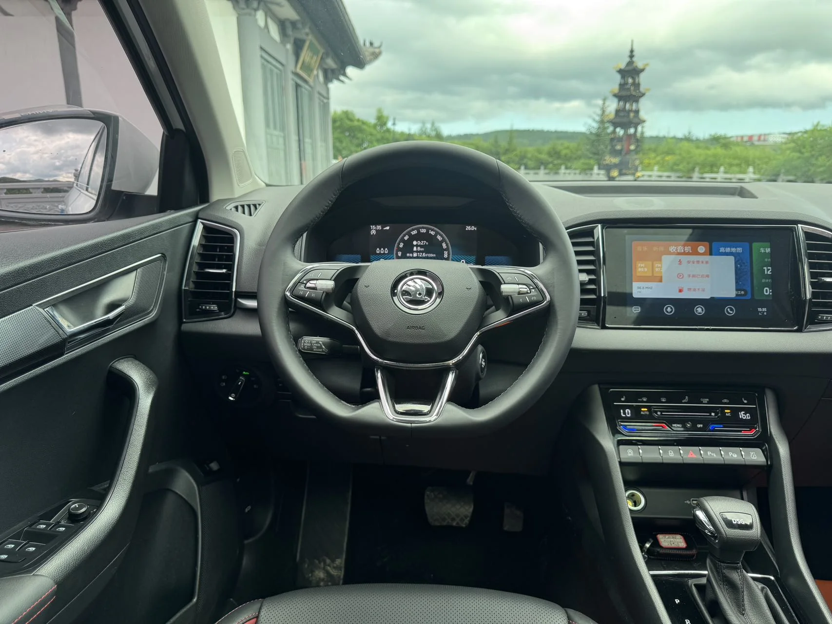Skoda Karoq - миниатюра 17