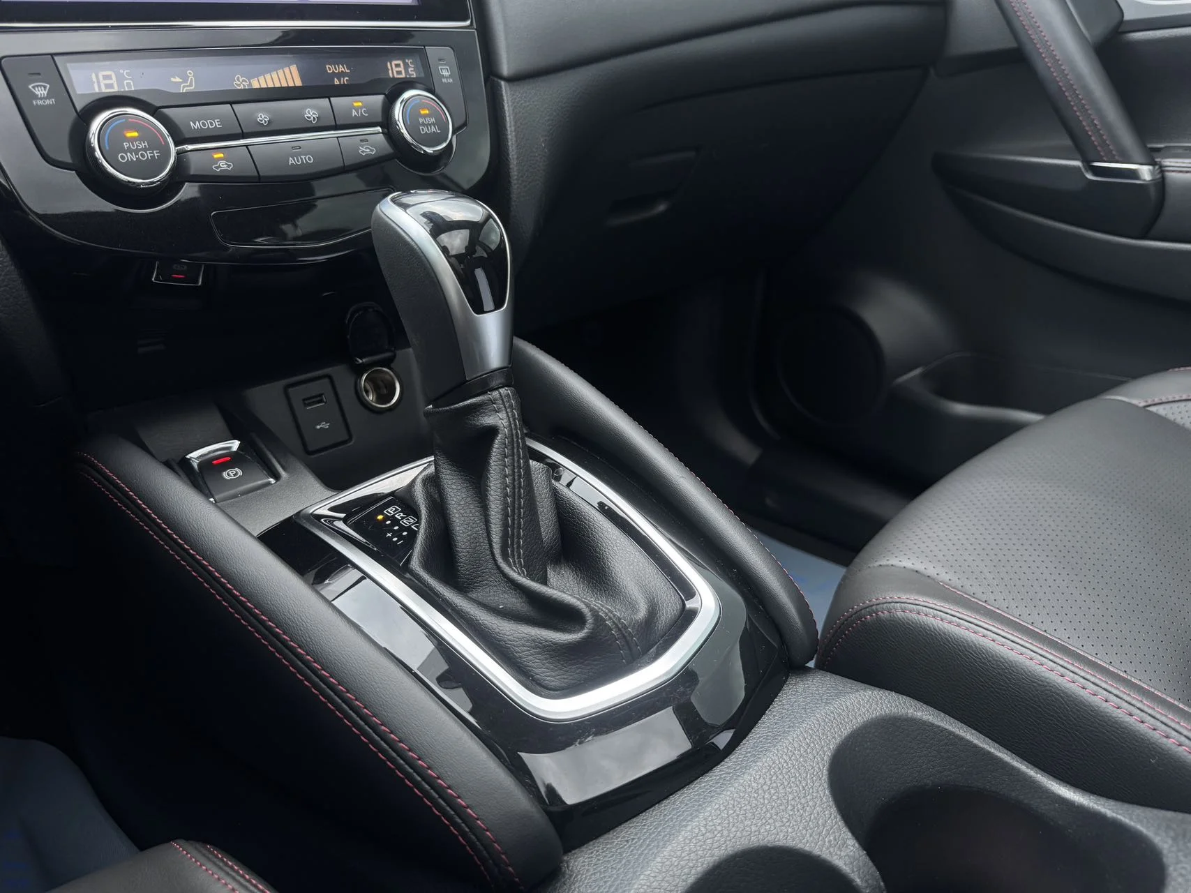Nissan QASHQAI - миниатюра 14