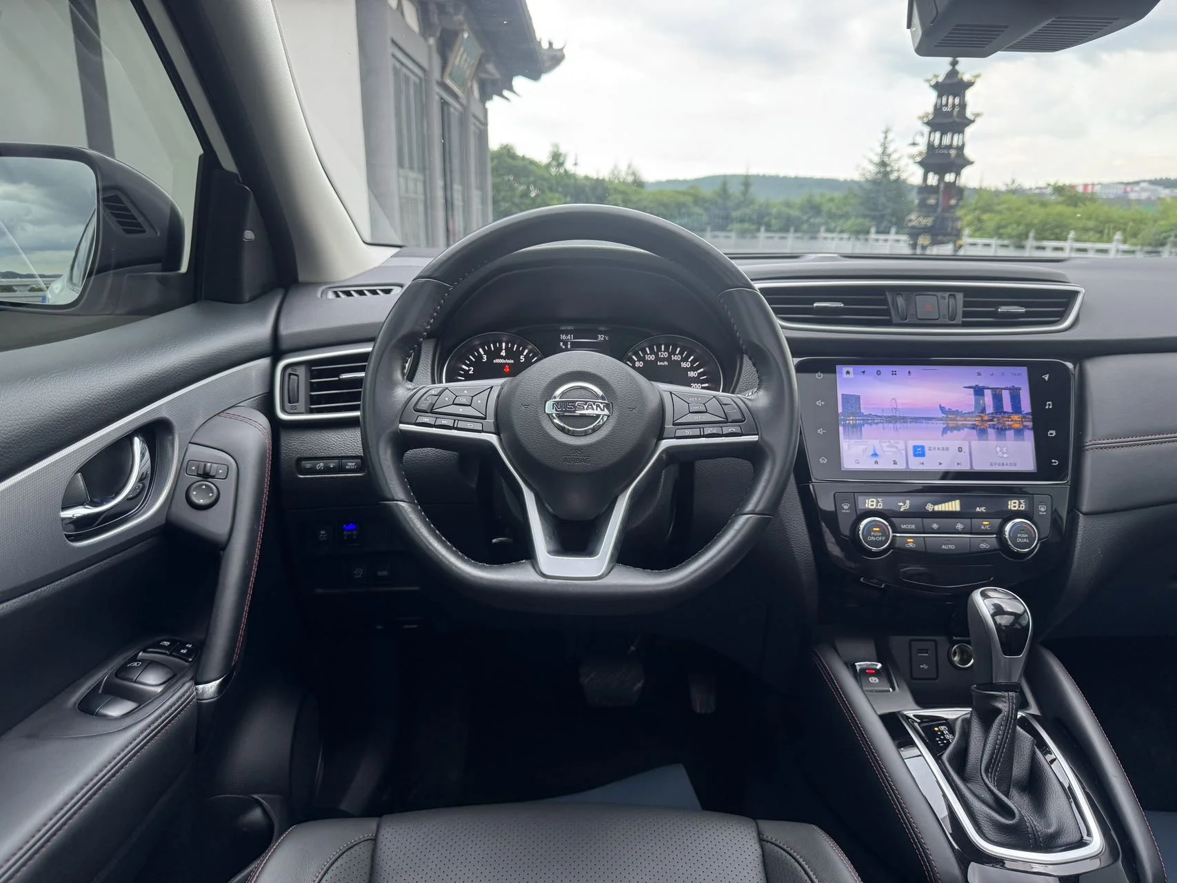 Nissan QASHQAI - миниатюра 17