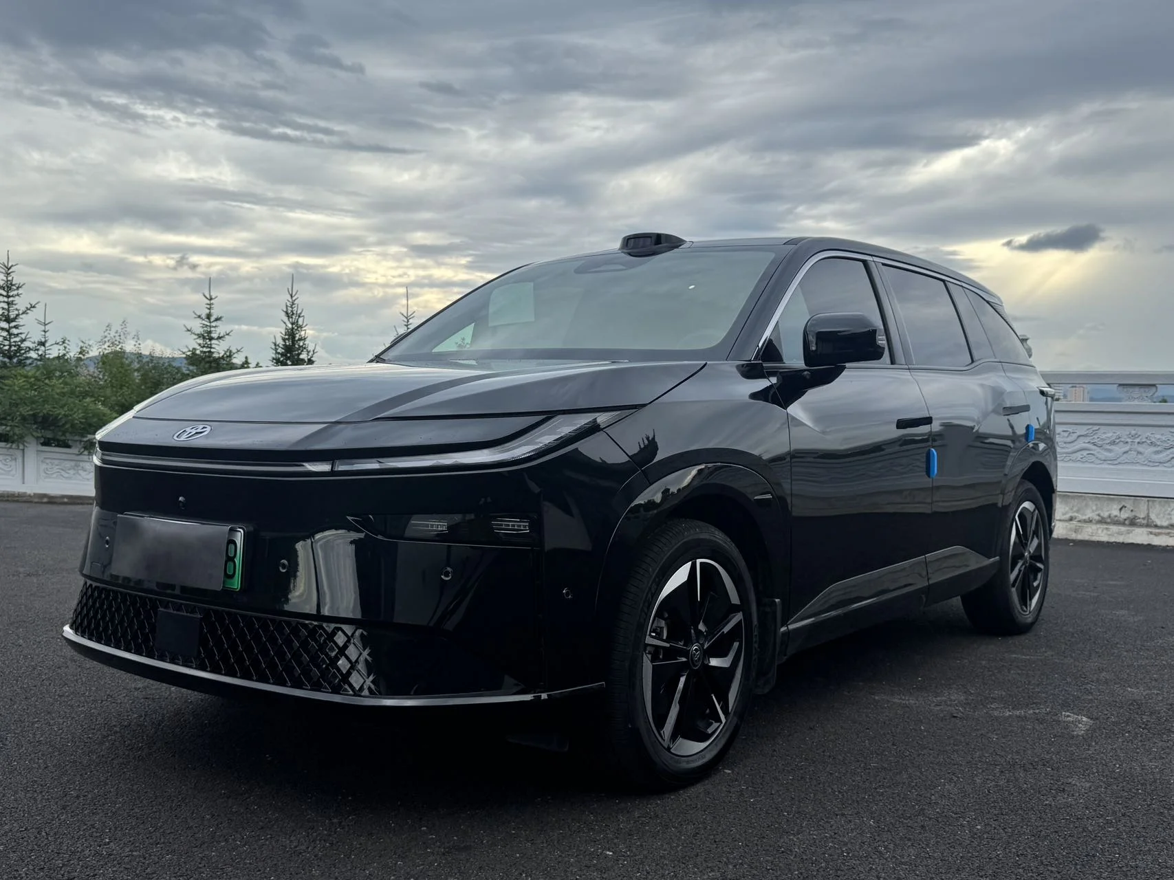 Toyota BZ3X - миниатюра 2