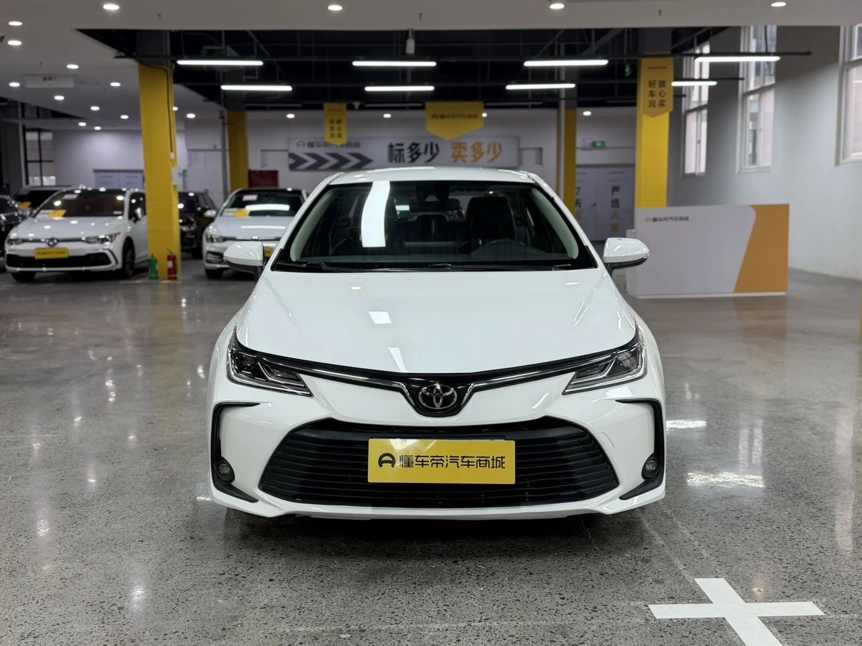 Toyota Corolla - миниатюра 9