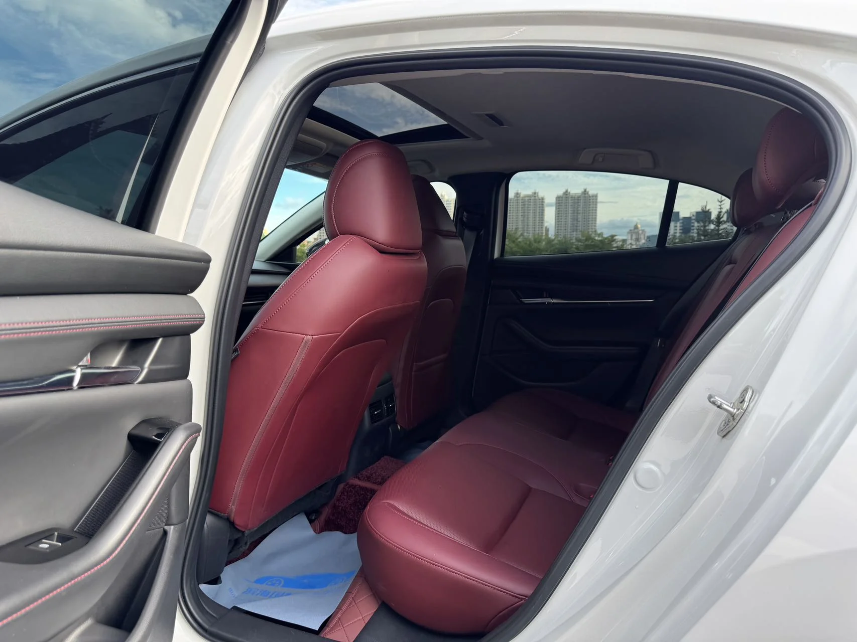 Mazda 3 Axela - миниатюра 9