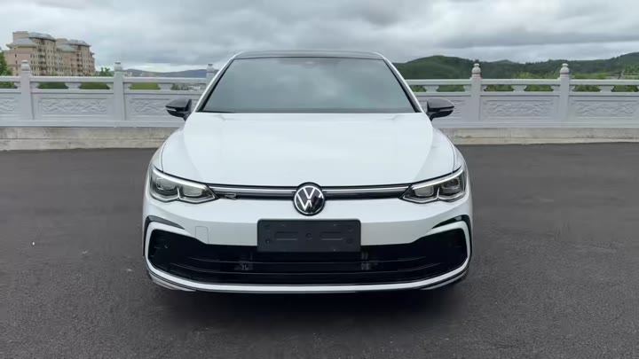 Volkswagen Golf - видео 1