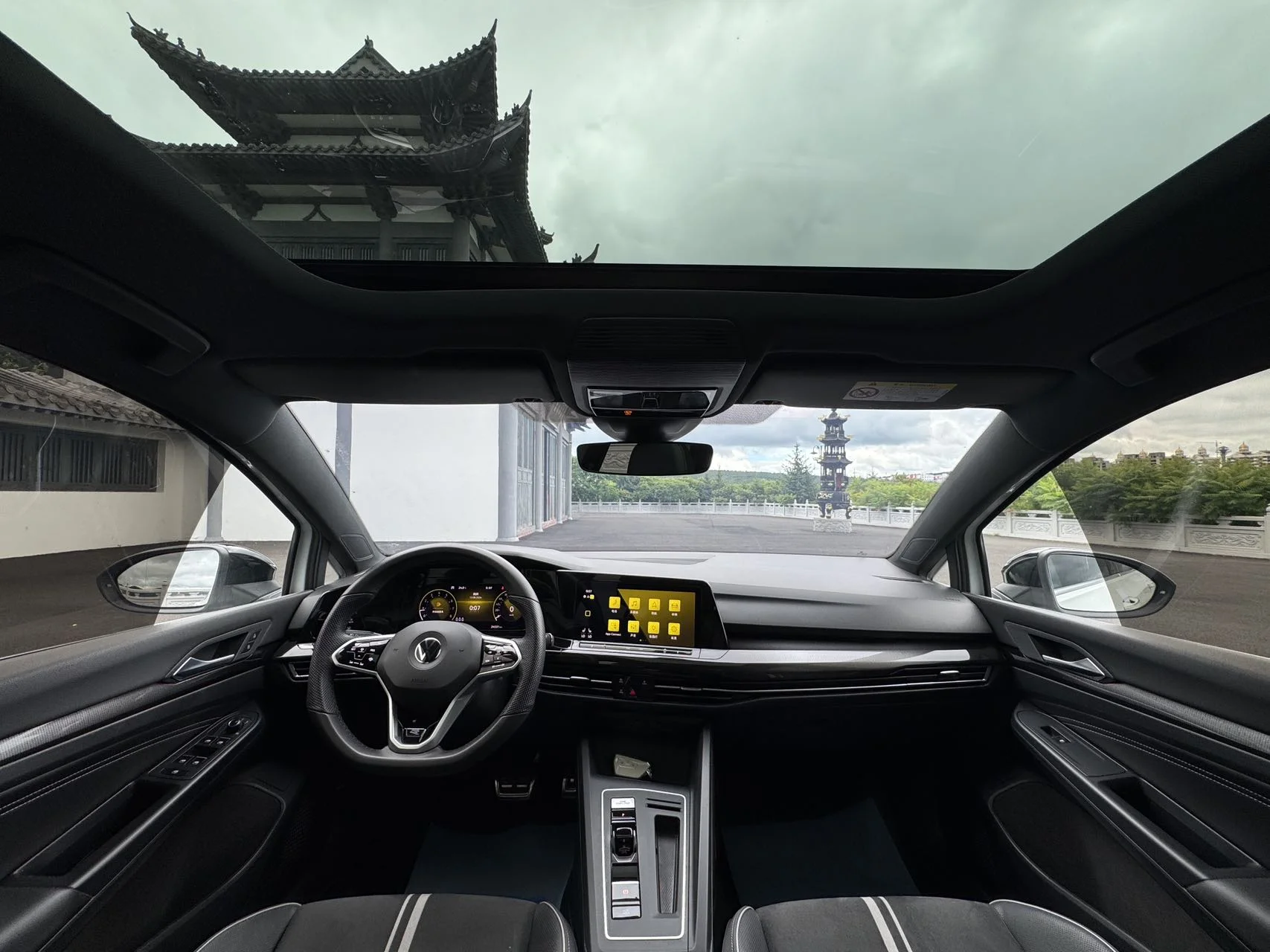 Volkswagen Golf - миниатюра 19