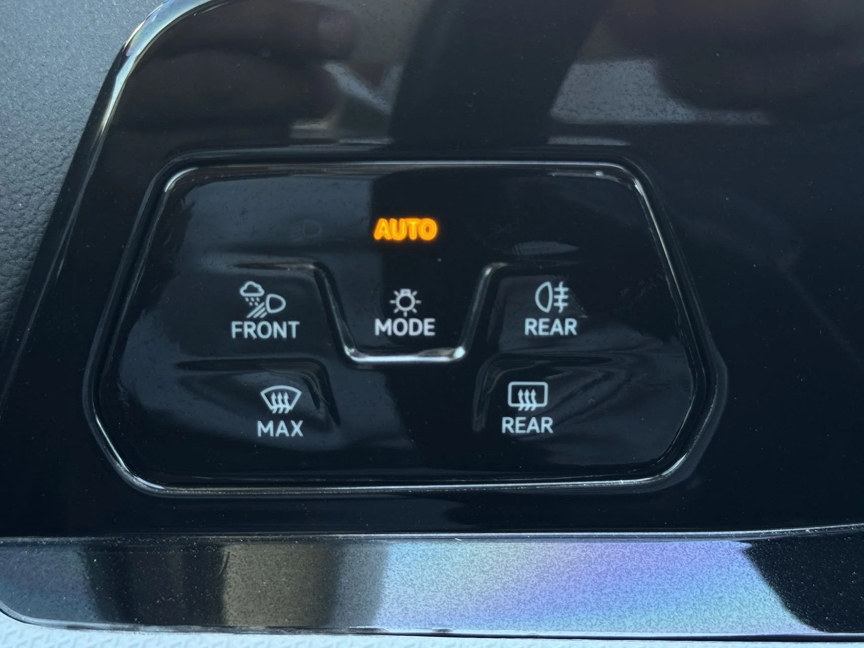 Volkswagen Golf - миниатюра 12