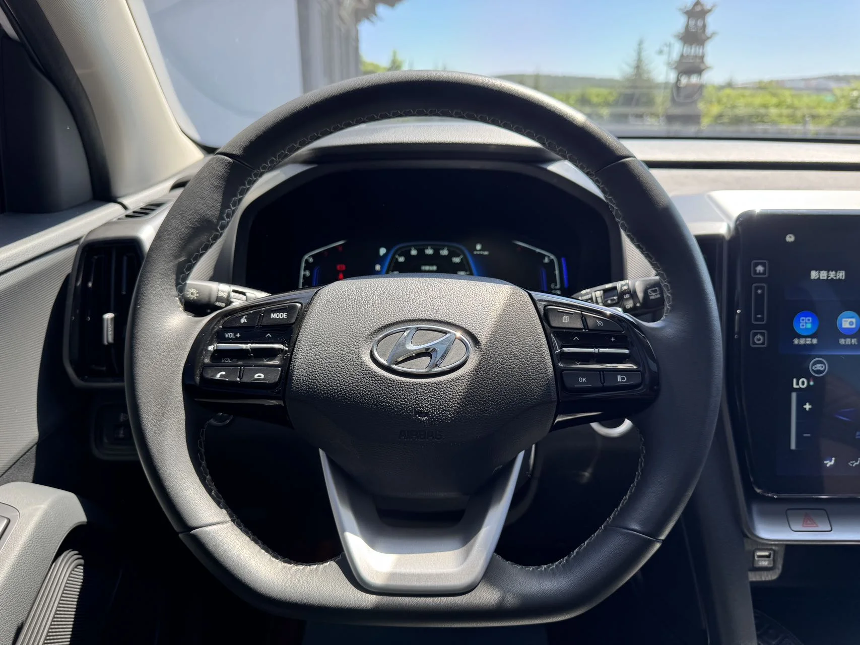 Hyundai IX35 - миниатюра 16