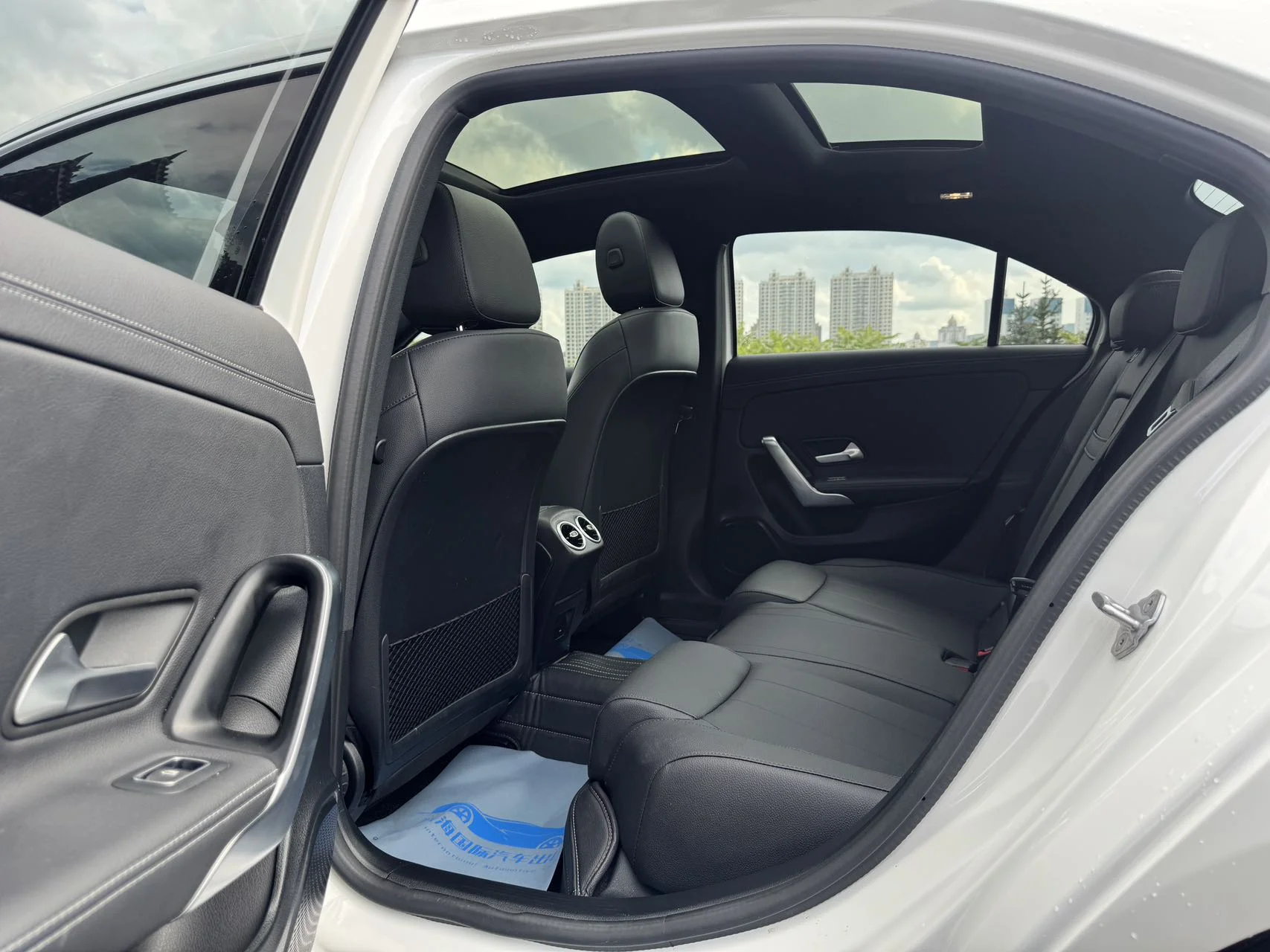 Mercedes-Benz A-Class - миниатюра 9