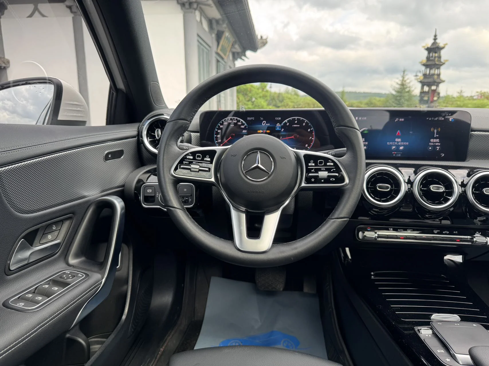 Mercedes-Benz A-Class - миниатюра 18