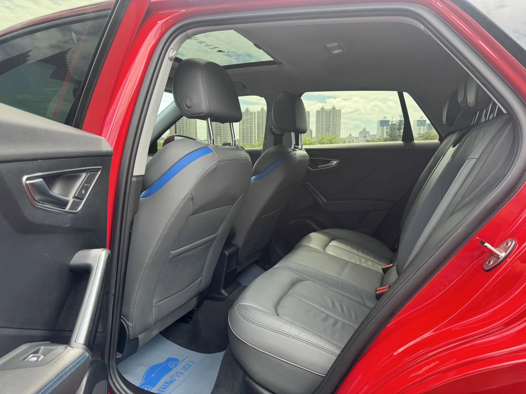 Audi Q2L - миниатюра 9