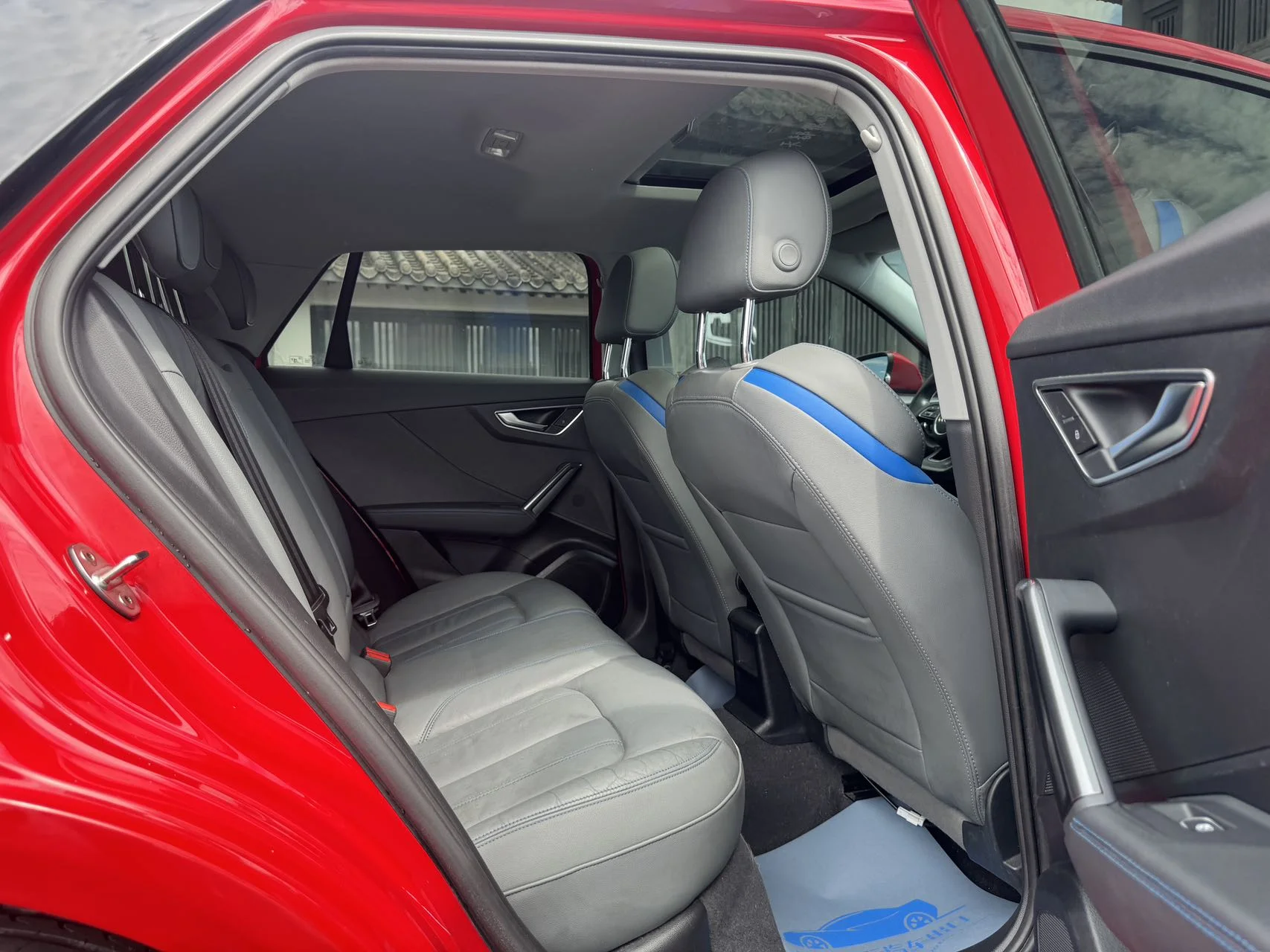 Audi Q2L - миниатюра 10