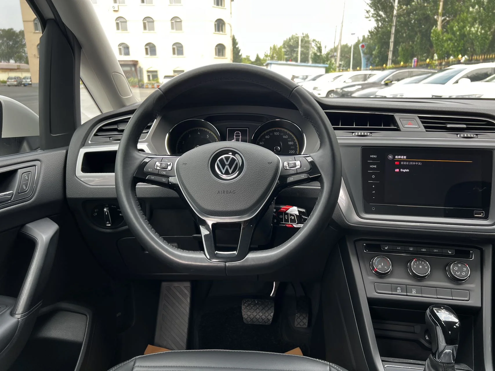 Volkswagen Touran - миниатюра 20