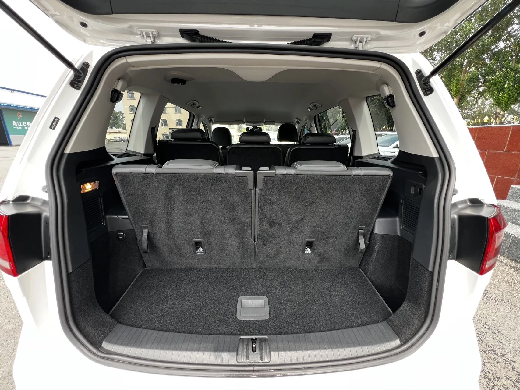 Volkswagen Touran - миниатюра 36