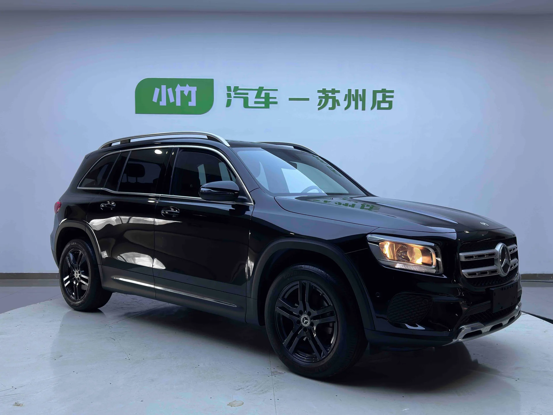 Mercedes-Benz GLB - миниатюра 3