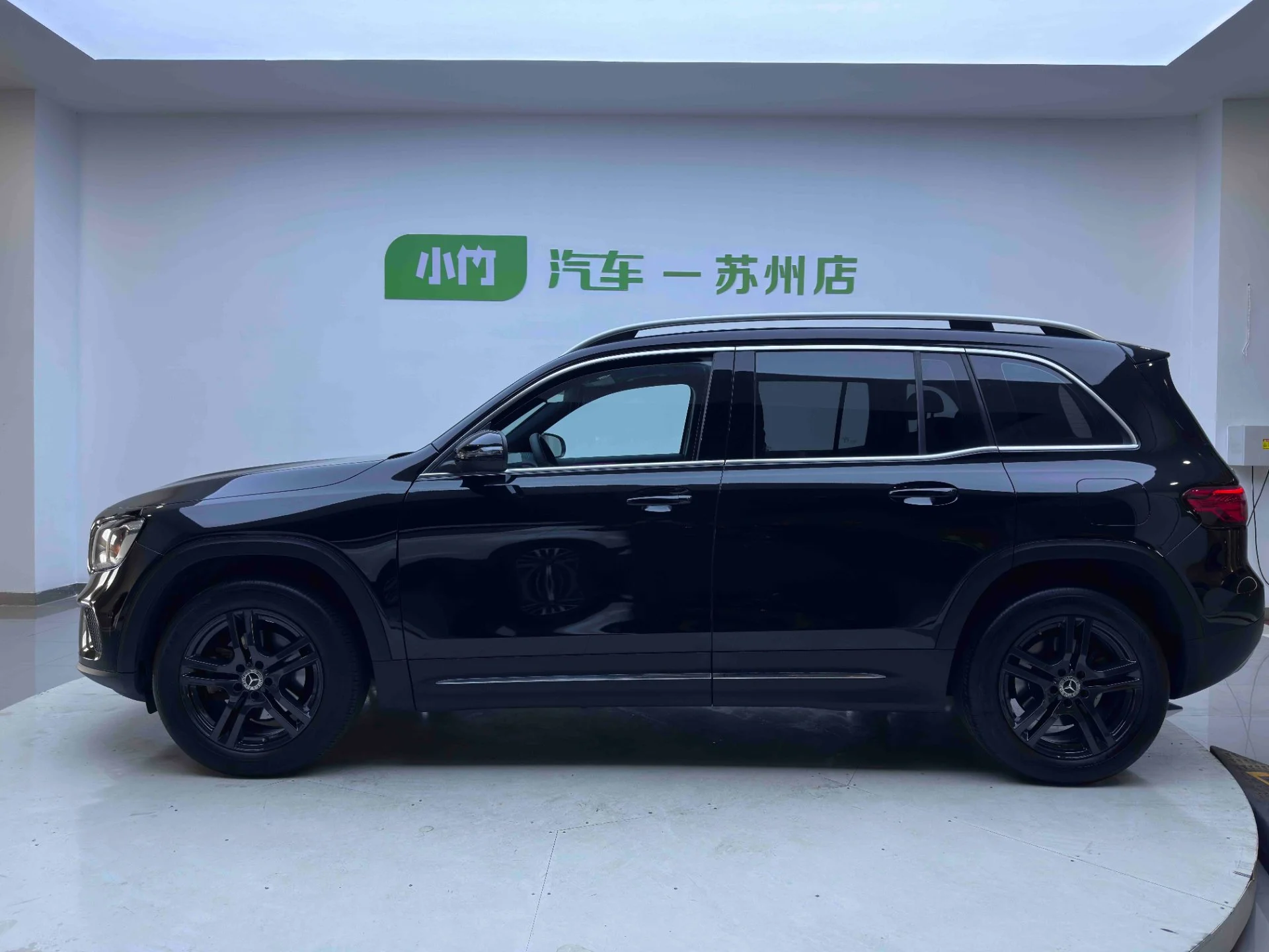 Mercedes-Benz GLB - миниатюра 7