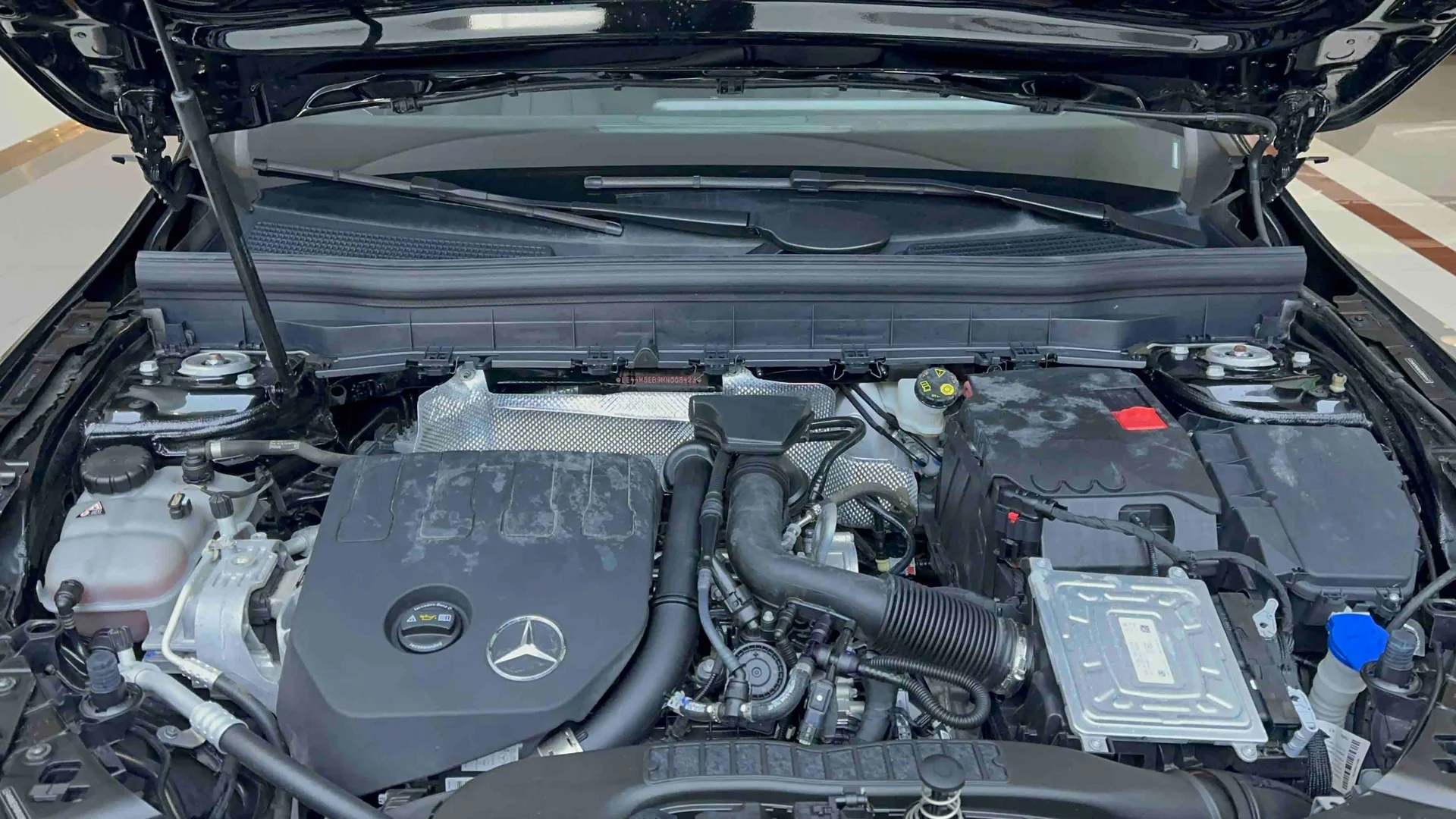 Mercedes-Benz GLB - миниатюра 21