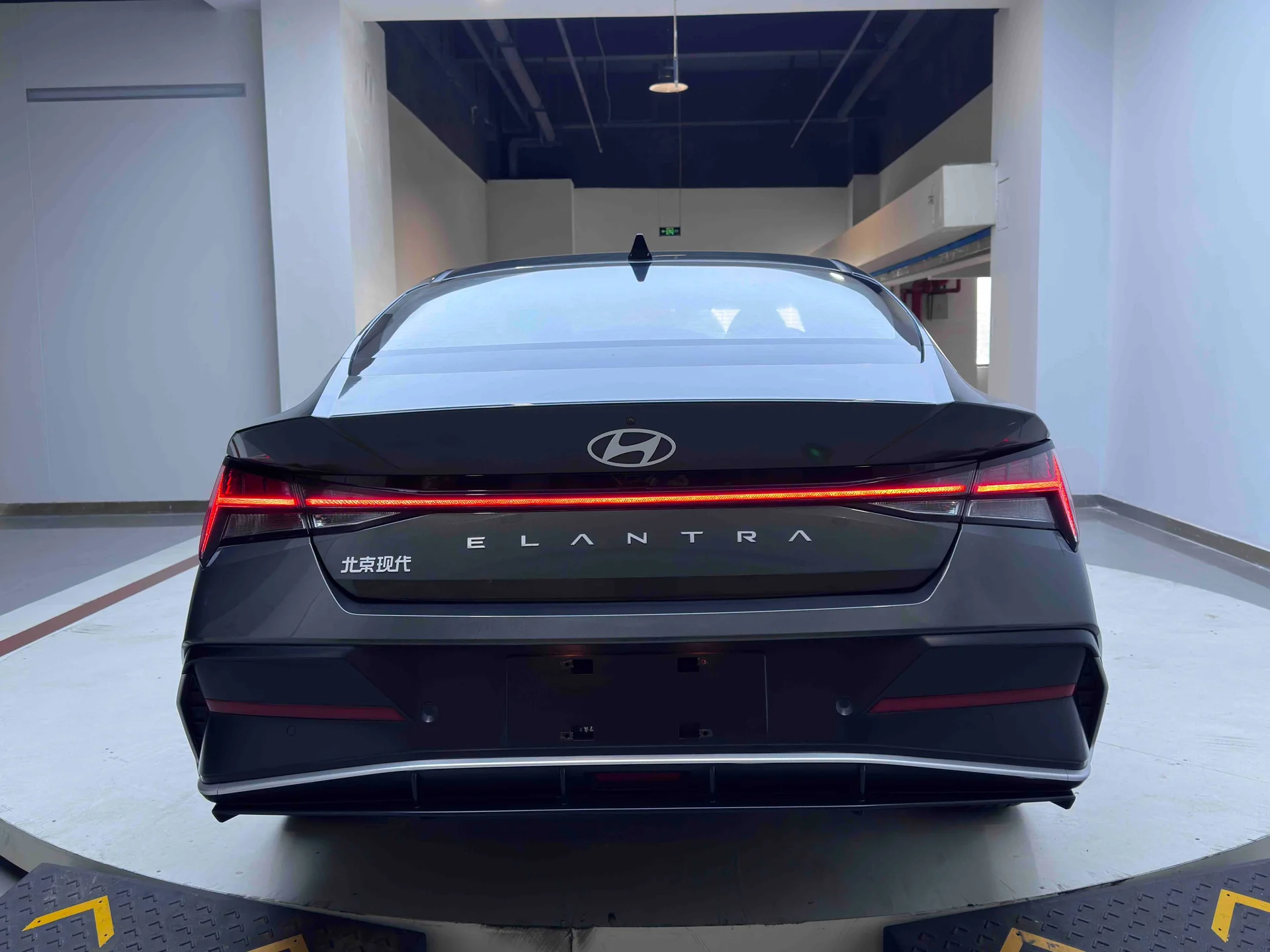 Hyundai Elantra - миниатюра 5