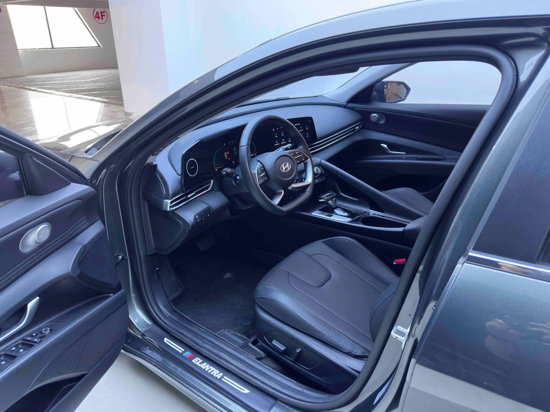 Hyundai Elantra - миниатюра 9
