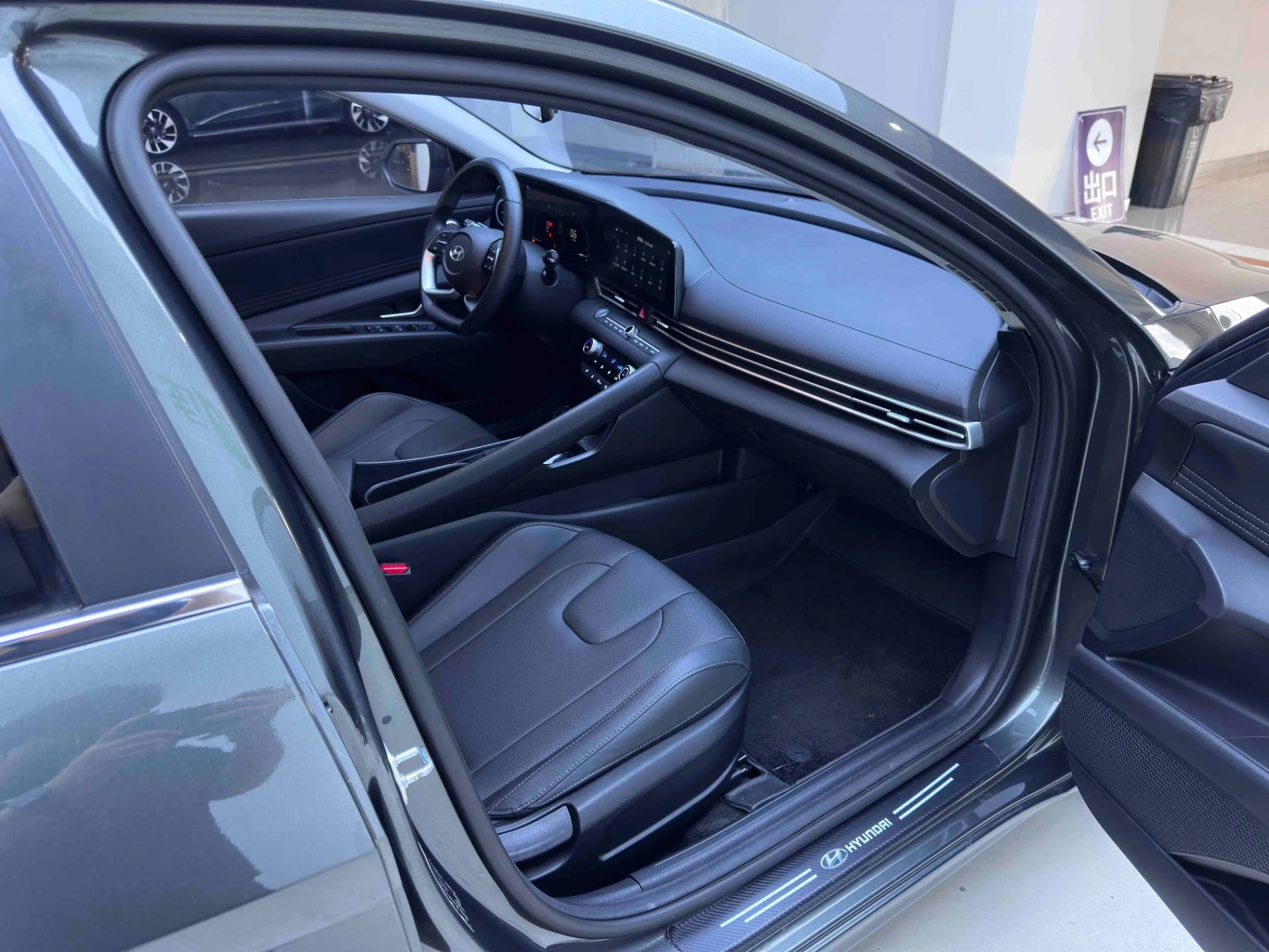 Hyundai Elantra - миниатюра 11