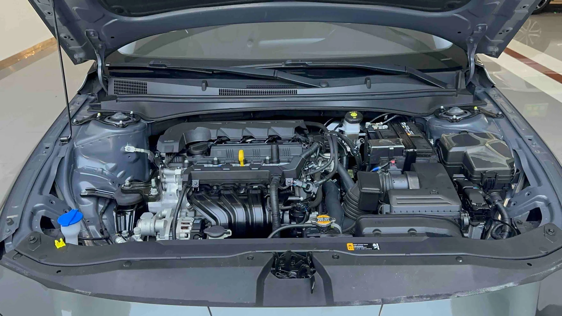 Hyundai Elantra - миниатюра 21