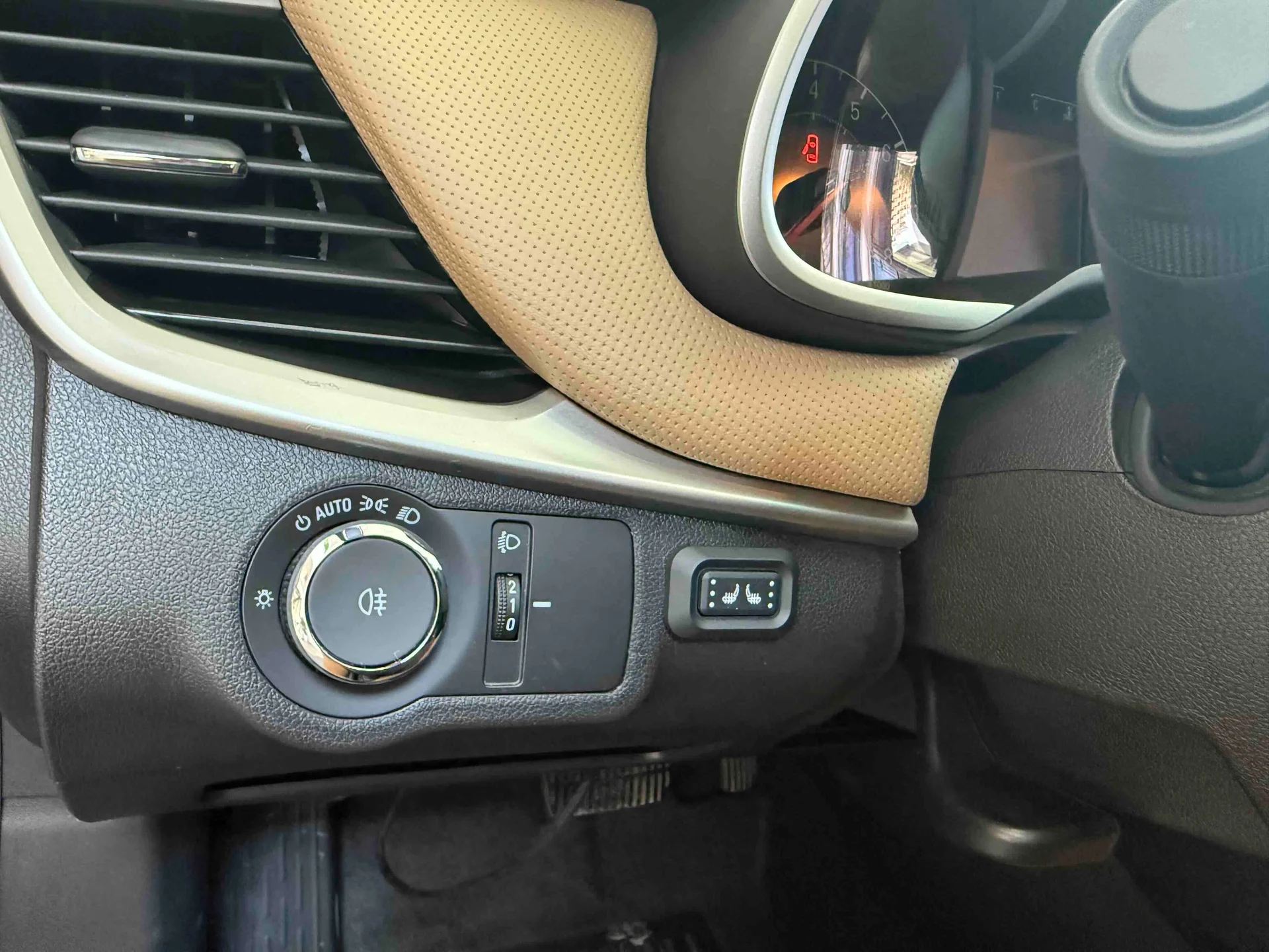 Chevrolet Cruze - миниатюра 12