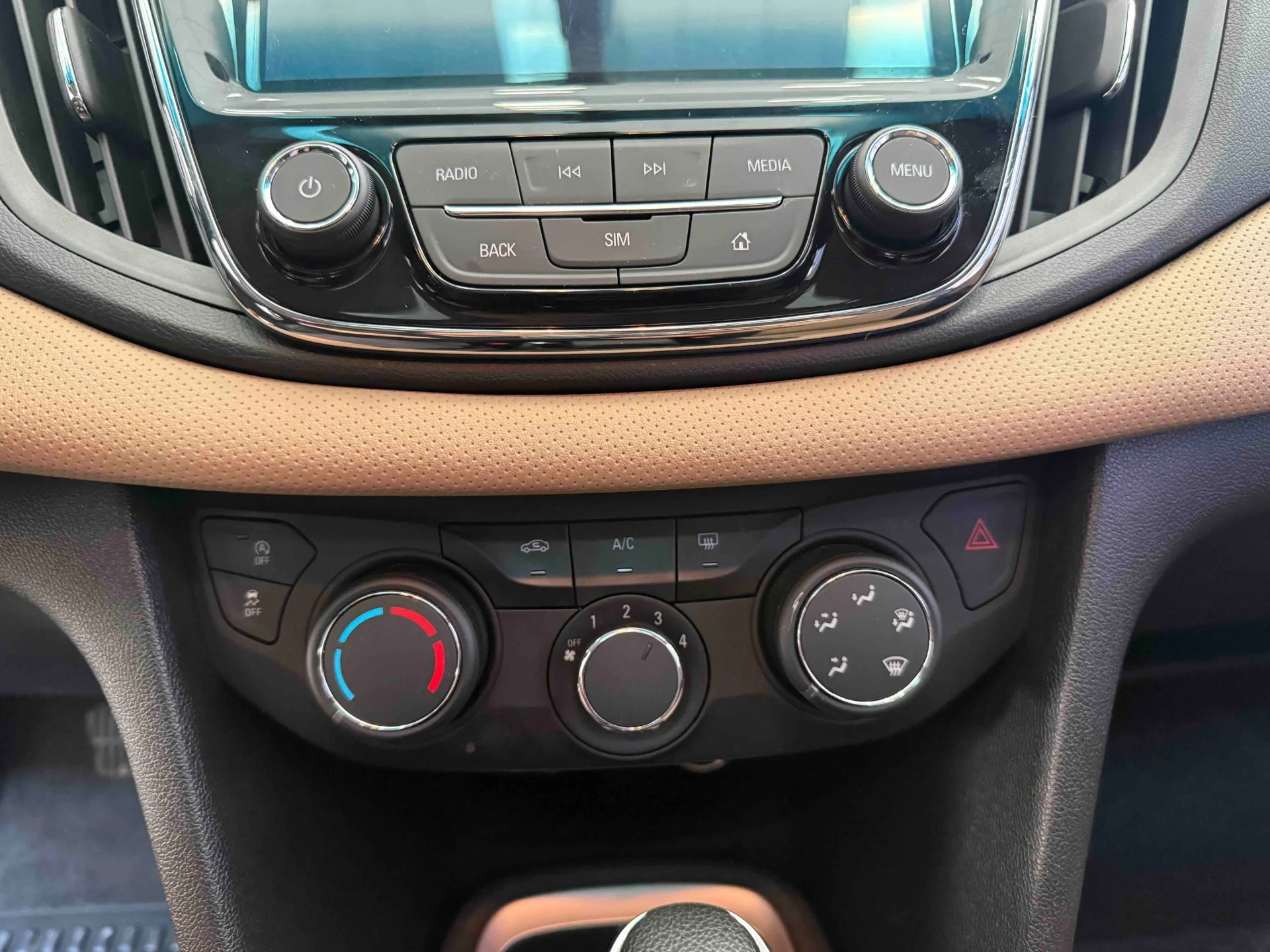 Chevrolet Cruze - миниатюра 14