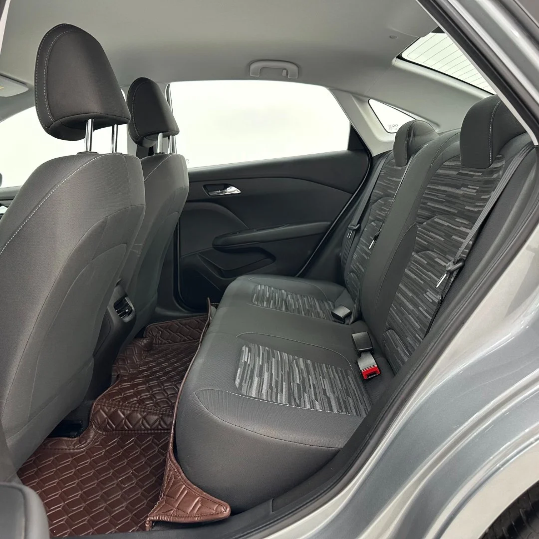Chevrolet Cruze - миниатюра 8