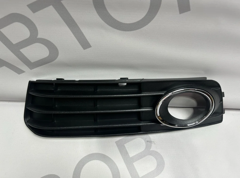 Рамка противотуманной фары левой Audi A4 2007-2011 - миниатюра 2