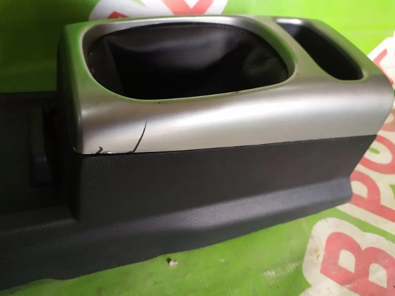 Консоль между сидений Nissan Note 2009 - миниатюра 3