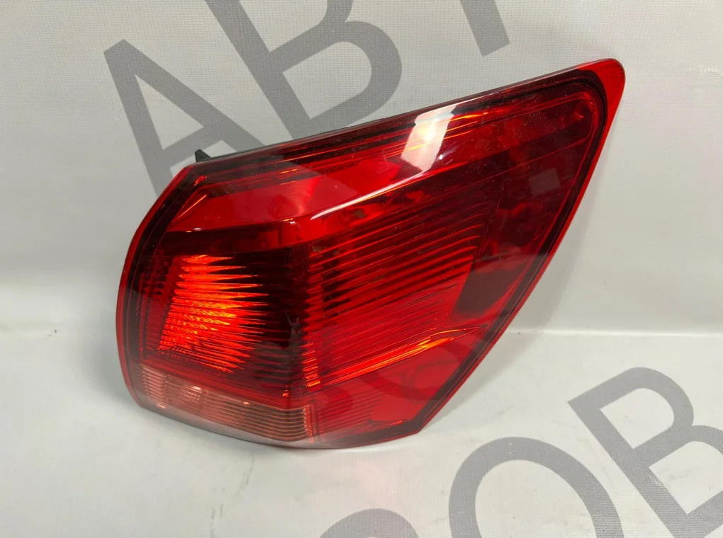 Фонарь задний правый наружный Nissan Qashqai 2006-2009 - миниатюра 5