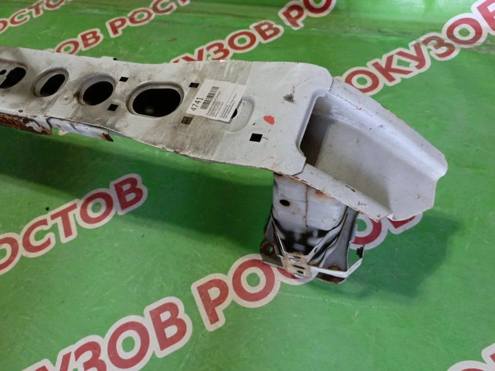 Усилитель переднего бампера Ford Focus 2011- - миниатюра 2
